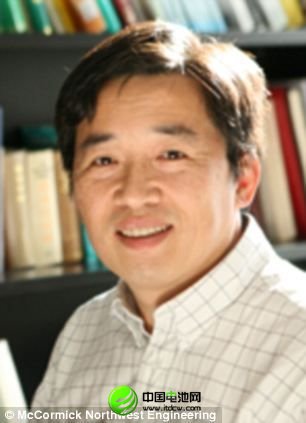 美国西北大学的黄永刚