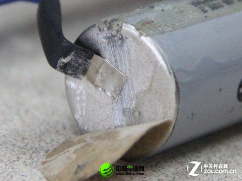 拆机电芯明显经过了打磨处理