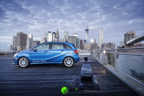 百公里加速不足10秒 组图：奔驰B级电动汽车