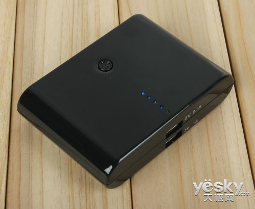 12000mAh 淘宝购价：128元