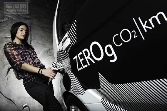 雪铁龙C-Zero小改款：更多动力，更小重量