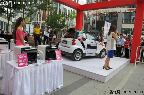 正能量！佳能smart跨界车亮相三里屯 