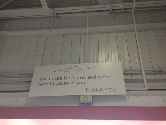 独家探访Tesla工厂：未来是电动时代