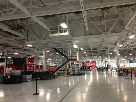 独家探访Tesla工厂：未来是电动时代