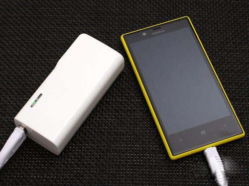 移动电源自燃爆炸?看移动电源里的那些猫腻