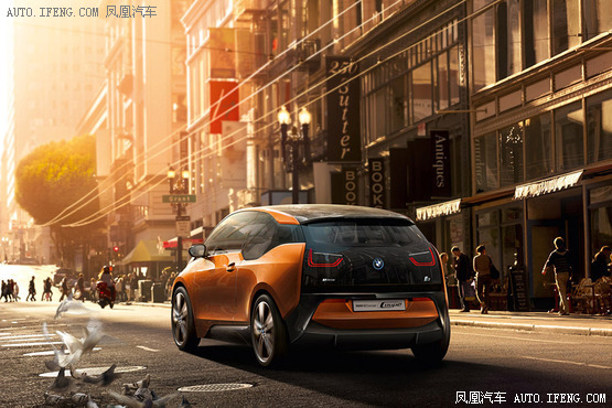 宝马i3纯电动车在美公布售价 约25万起