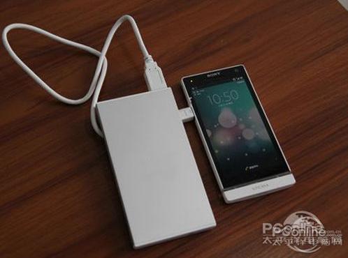 移动电源的这种标注 令小编不禁想起了硬盘容量……