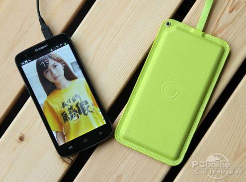     实际上移动电源也有兼容问题  