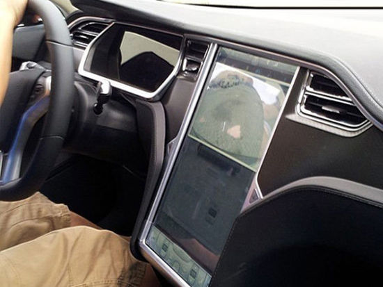 Tesla Model S国内曝光