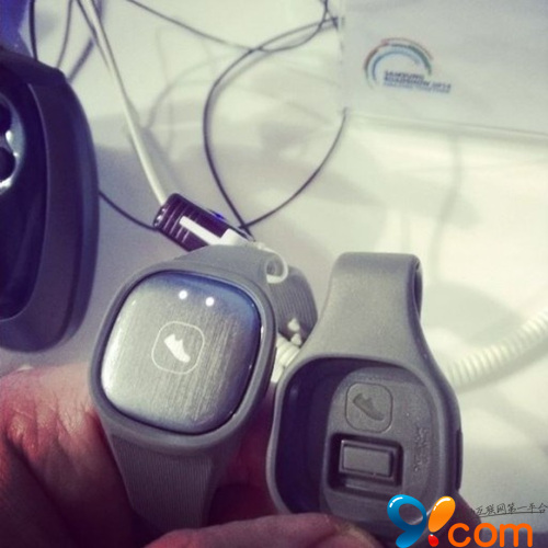 三星德国低调开卖智能可穿戴设备