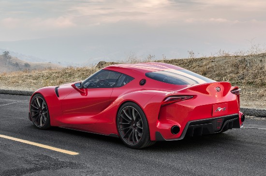 宝马、丰田齐推超级电容电池技术混动超跑