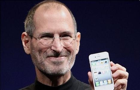 乔布斯去世 成为三星攻击苹果的最佳时机