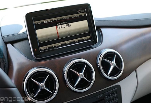 特斯拉技术助力奔驰首款民用级电动车