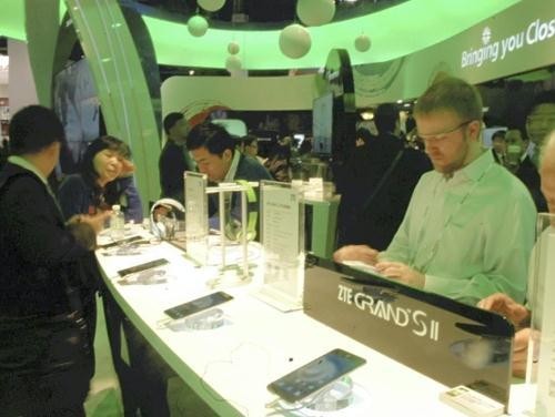 中国国产智能机异军突起 对三星苹果造成攻势