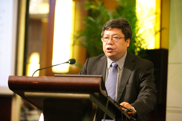 吴志新：电动汽车标准路线五到八年完成