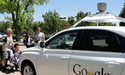 无人驾驶汽车大起底：“造梦者”硅谷如何颠覆底特律?