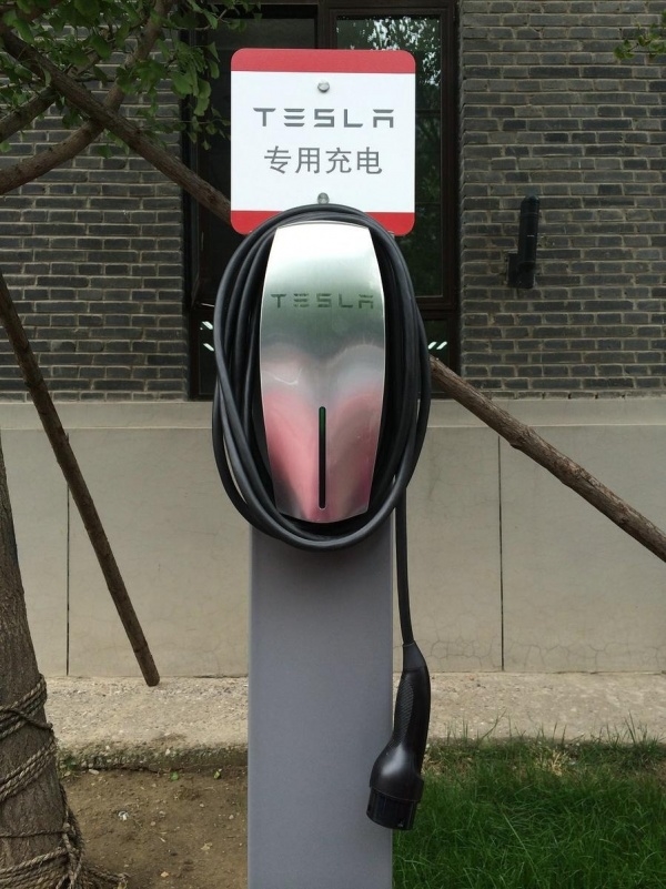 特斯拉中国总部长什么样？总部都在干什么？