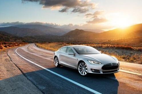 英政府500万英镑购150部电动车 特斯拉备选