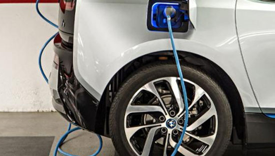 宝马为i3建设充电站网络促电动车销售