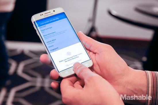 移动支付大战打响 三星如何与苹果竞争？