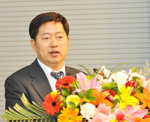 秦兴才：动力电池行业发展需统一标准和政策扶持