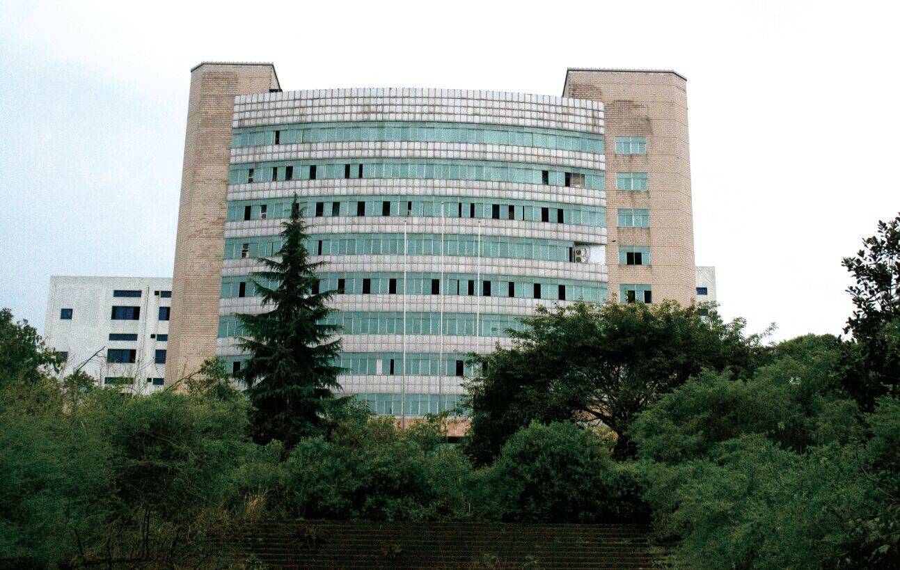 “前厂长”捡漏？ 西南最大电池厂万光实业破产流拍