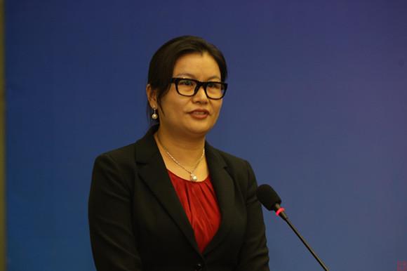 周群飞成中国新女首富 蓝思科技市值达420亿元