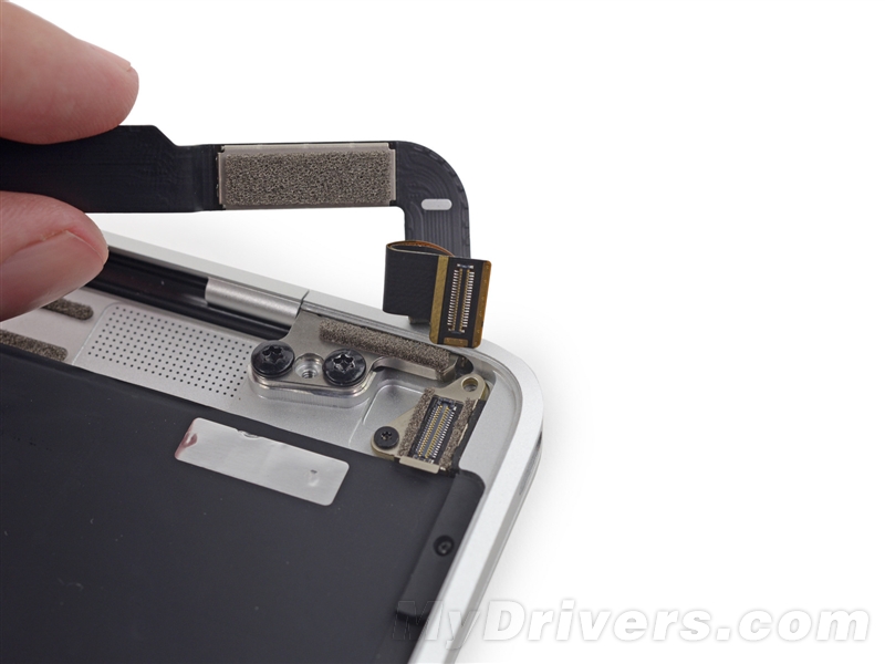 新MacBook完全拆解：苹果太强大了