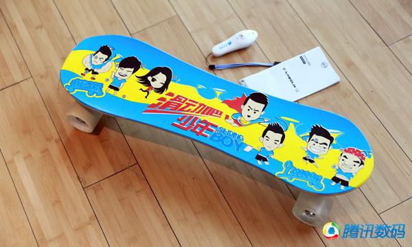 E-Wheelin电动滑板试玩 更接近玩具适合儿童