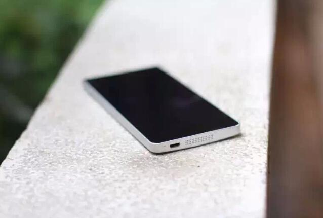 有聊｜董明珠说格力手机开卖了 为啥找不到？ 