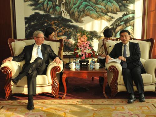 这几年来中国，库克都干啥了？