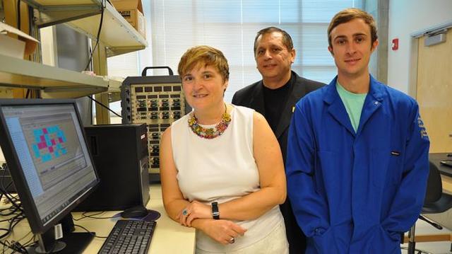 智能手机电池的未来：更轻更小充电速度更快