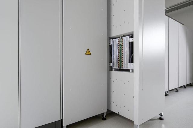 奔驰宣布推家用电池产品 挑战特斯拉