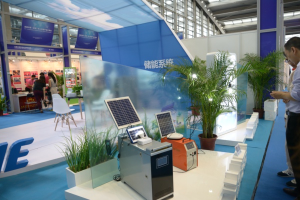 首届侨交会在深圳开幕 猛狮科技光伏产品一枝独秀