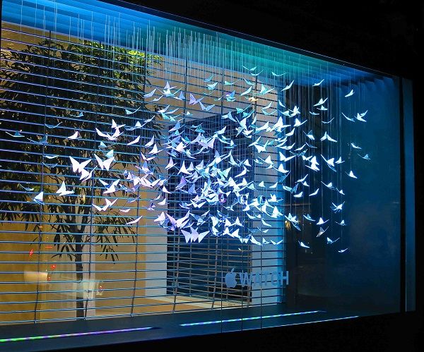 美到爆炸！苹果Apple Watch巨幅玻璃广告来了