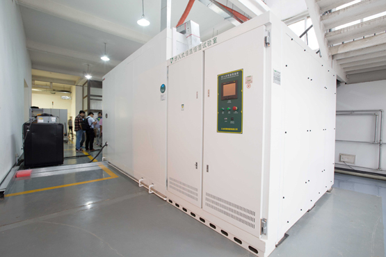 北汽新能源媒体开放日 解密纯电动车生产链