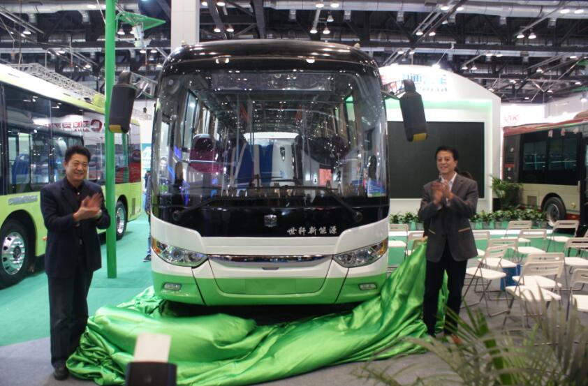 2015年10月，中通AMT版高级纯电动客车V10K上市