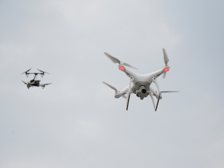 氢电池无人机从20万元降到500块还要多久？