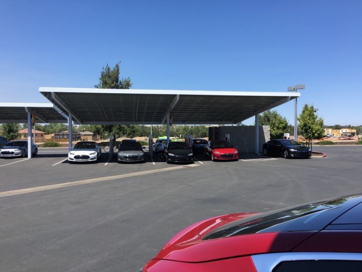 亲历特斯拉Gigafactory超级工厂开幕