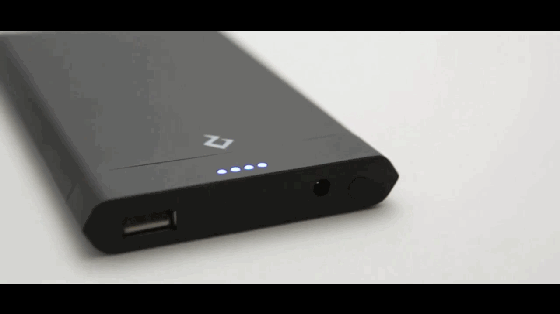 比你的移动电源快10倍！它7分钟就能给手机充满电