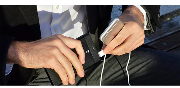 比你的移动电源快10倍！它7分钟就能给手机充满电