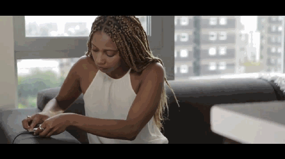 比你的移动电源快10倍！它7分钟就能给手机充满电