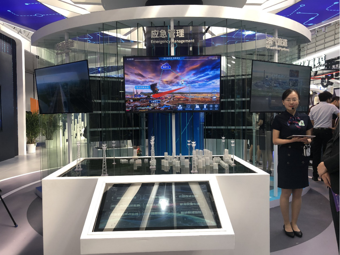 中国铁塔深化共享成效显著 预计年底可建成10万个5G站址