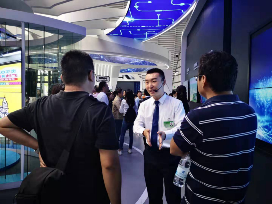 中国铁塔深化共享成效显著 预计年底可建成10万个5G站址