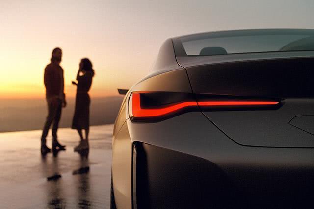 2021年量产/续航600km 宝马i4纯电动概念车首发 2021年量产/续航600km 宝马i4纯电动概念车首发