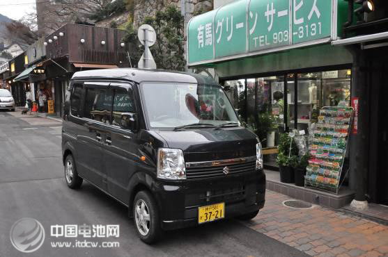 【独家】日本汽车：路窄车更小，油贵停车难