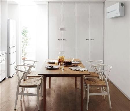 松下壁挂蓄电池即将上市 轻巧实用不怕“停电”