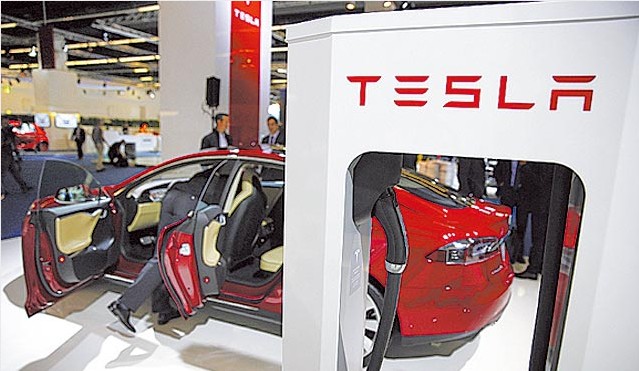 特斯拉股价“野蛮生长” 大摩力捧“千兆工厂”