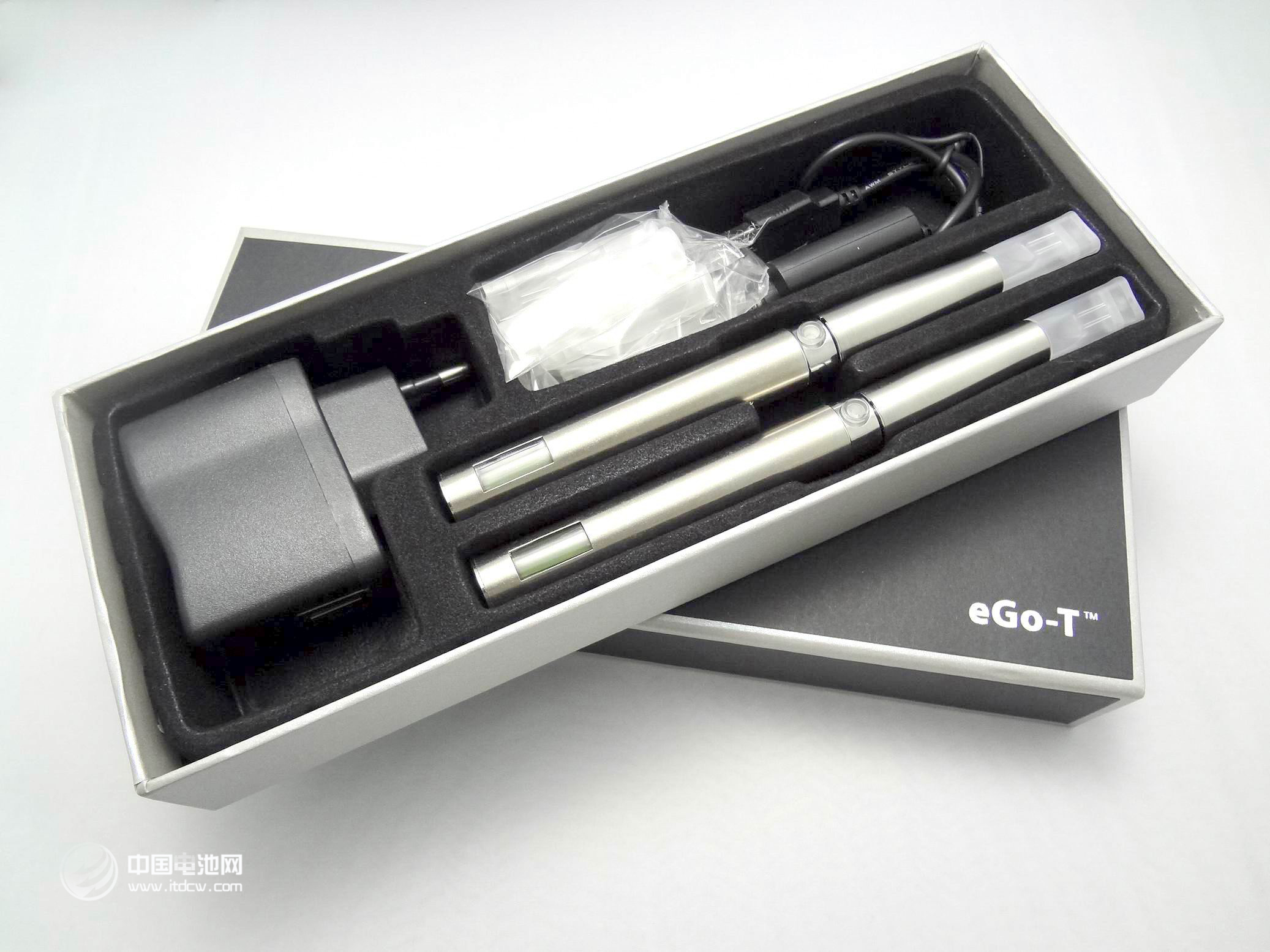 电子烟市场星火点燃 产业链公司加紧添薪