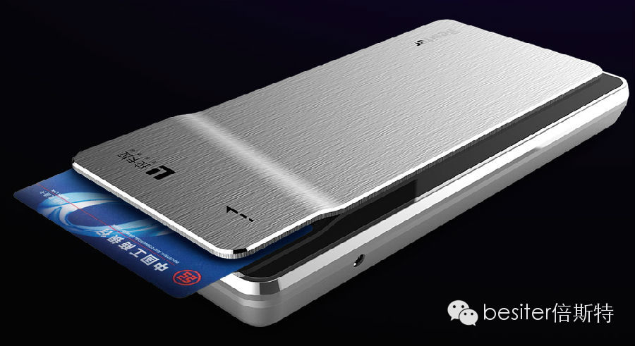 将智能穿在身上 像钢铁侠那样生活